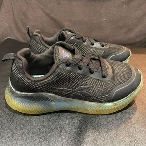 Boys Light up Reebok sneakers size 11